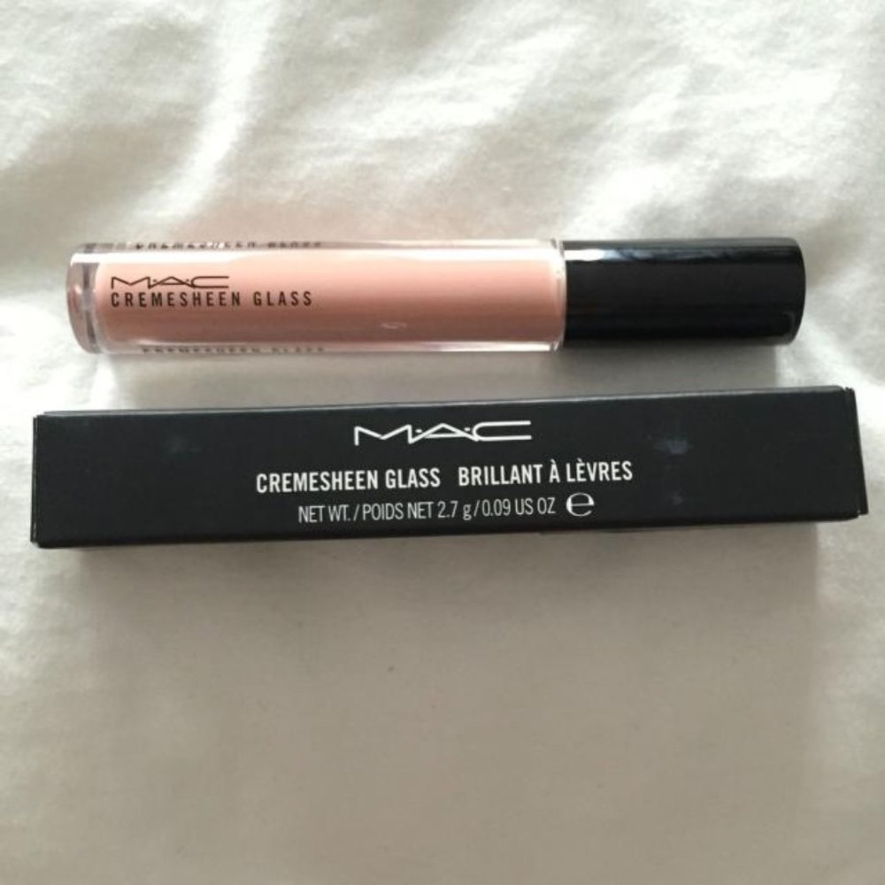 MAC "BOY BAIT" Lip Gloss NIB Cremesheen - Picture 2 of 7